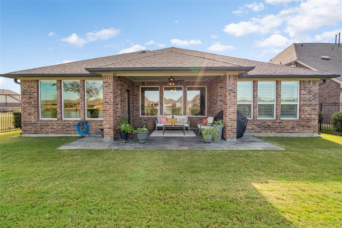 Photo of 24718 Tanoureen Drive