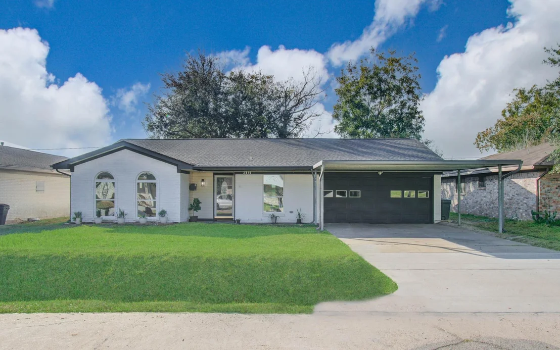 Photo of 2810 Spa Drive