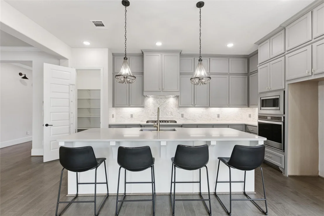 Photo of 633 Ashbrook Ridge Lane