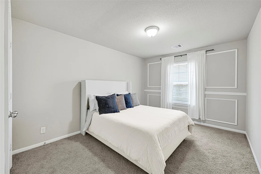 Photo of 10003 Eagle Pines Drive