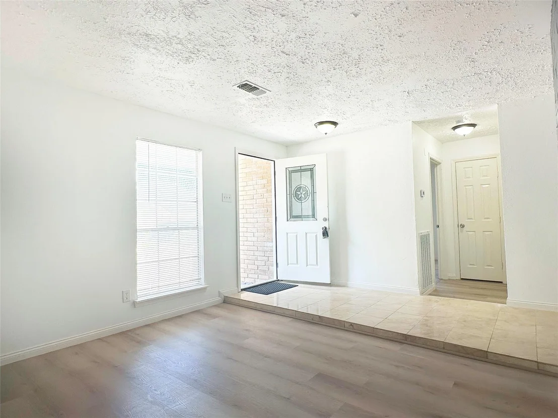 Photo of 9219 Benchley Drive