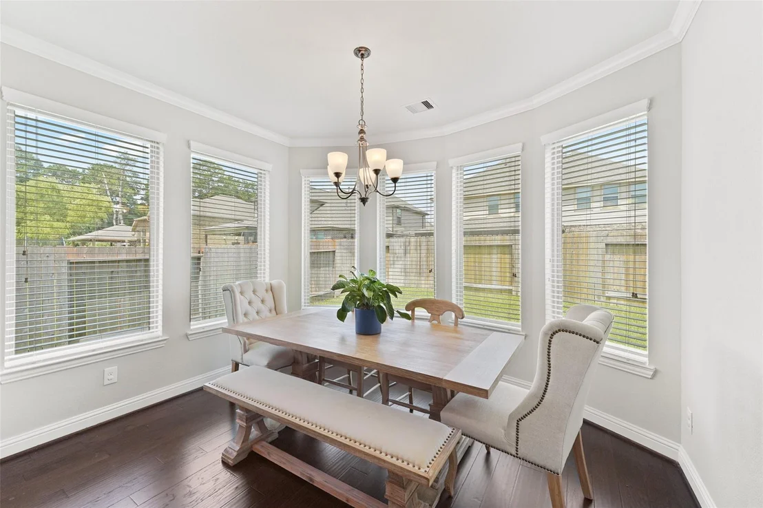Photo of 9618 Invergarry Way