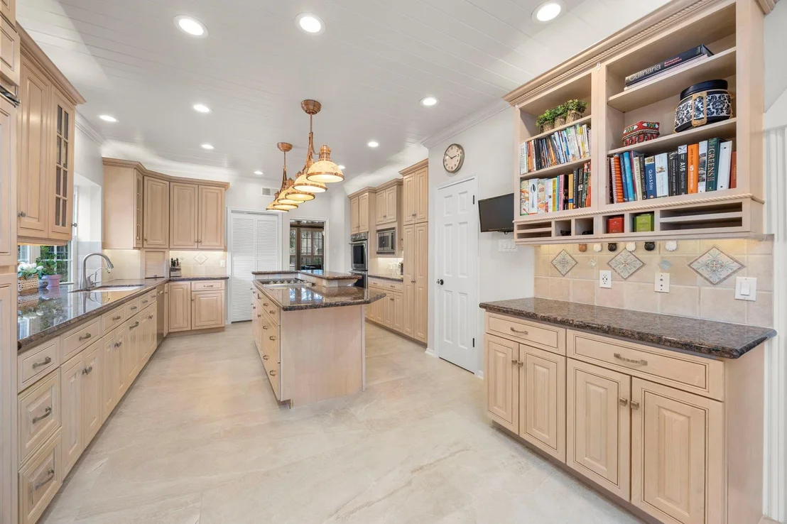 Photo of 4447 Balboa Drive