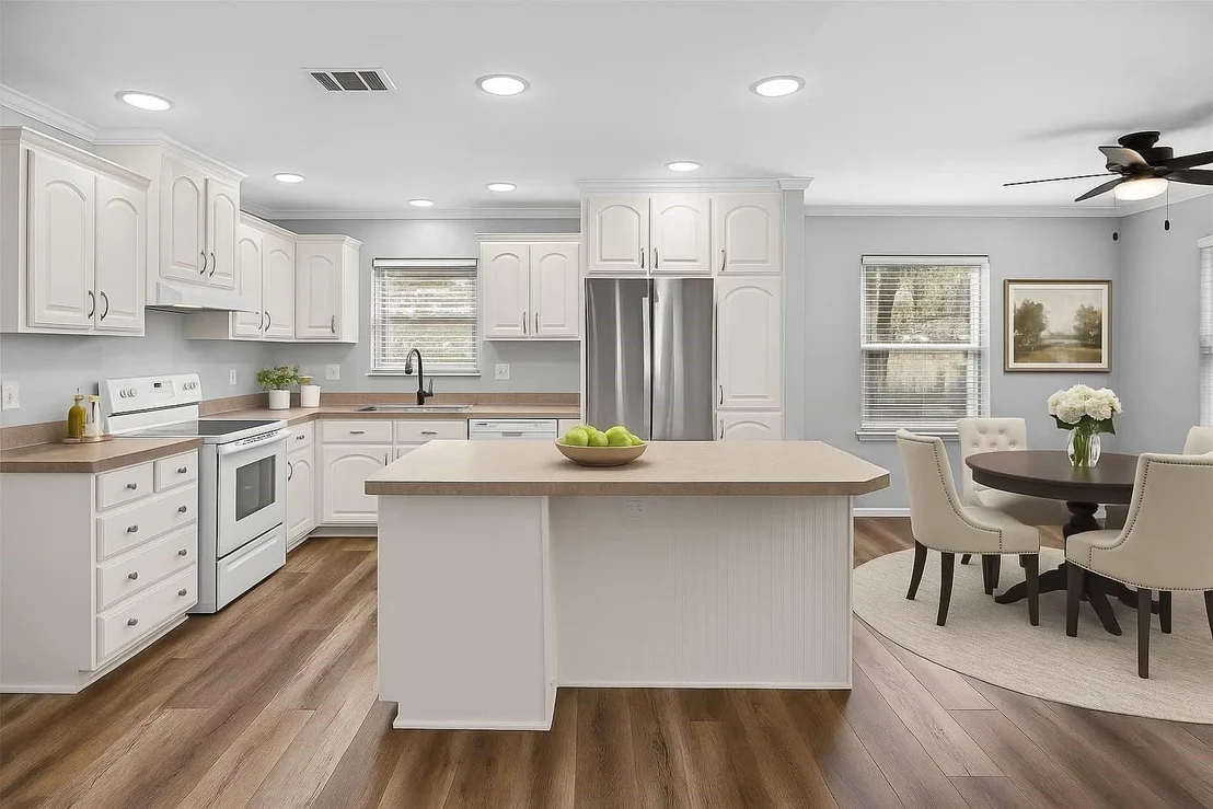 Photo of 461 Bluebonnet