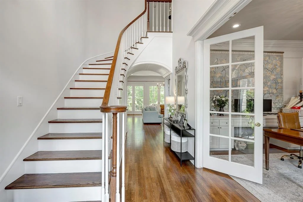Photo of 30 Hudson Circle