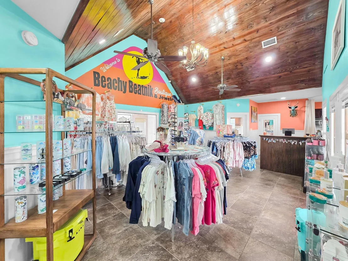 Photo of 970 Surfside Drive