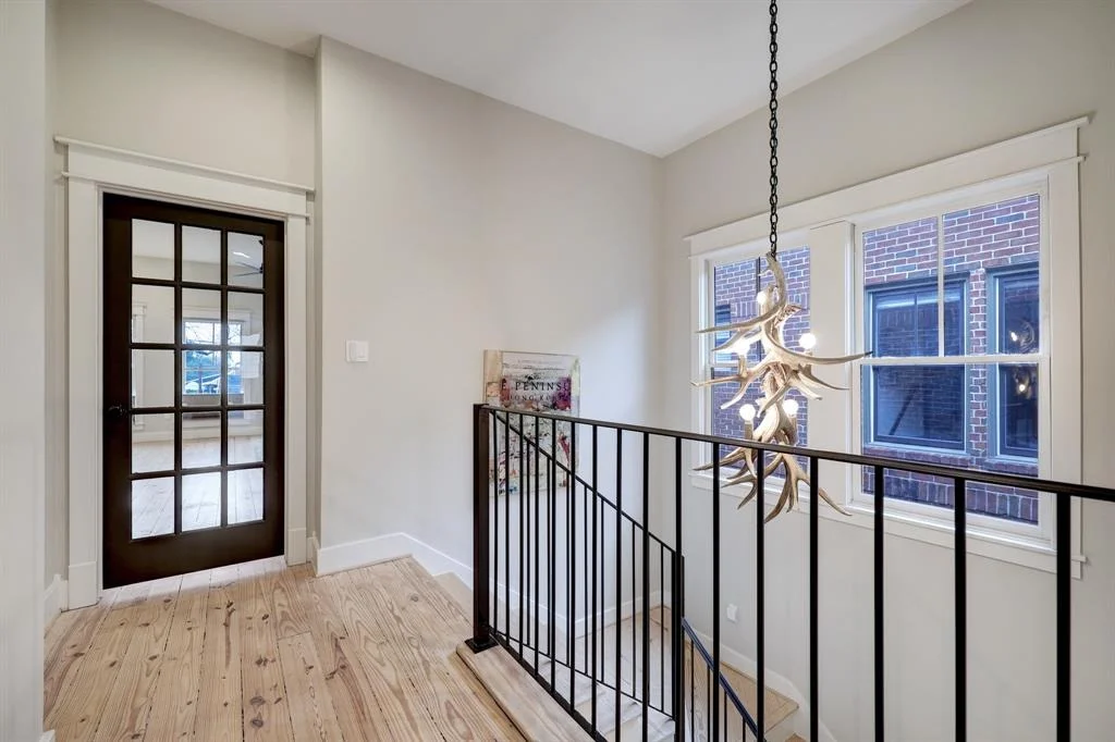 Photo of 1728 Nicholson Street