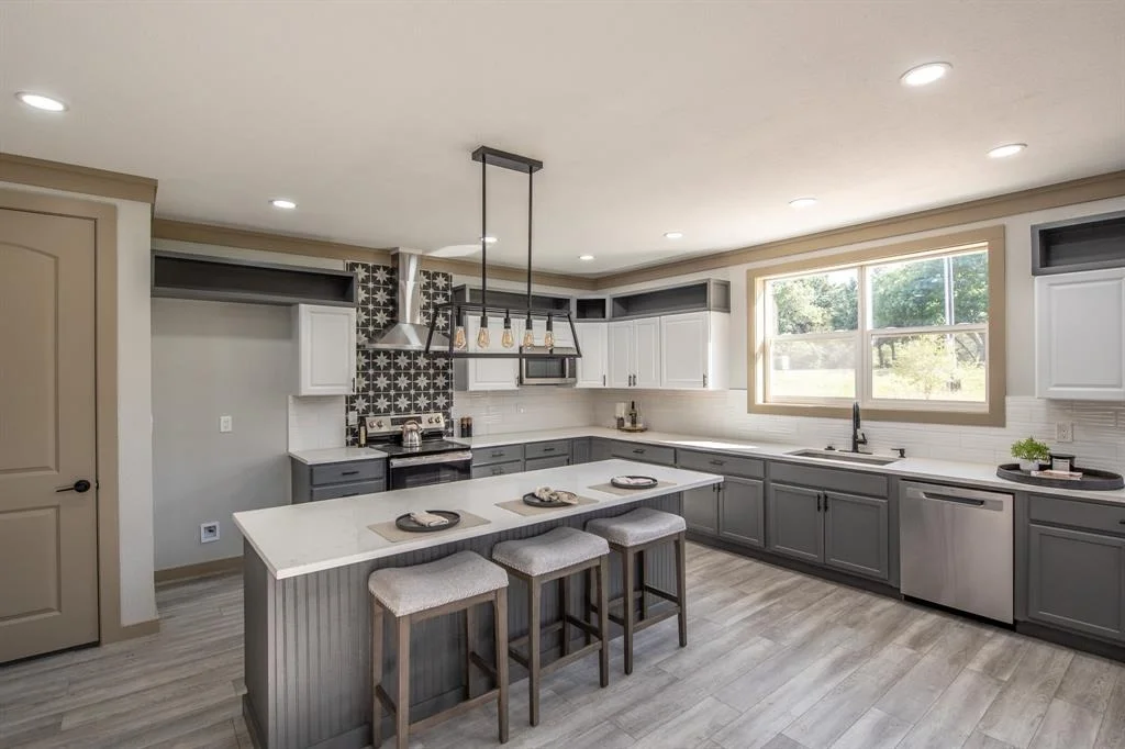 Photo of 103 Whispering Oaks