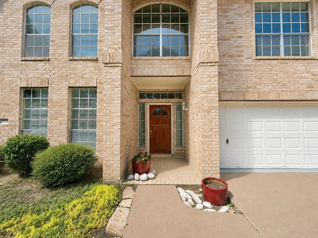 Photo of 17807 Valley Palms Drive