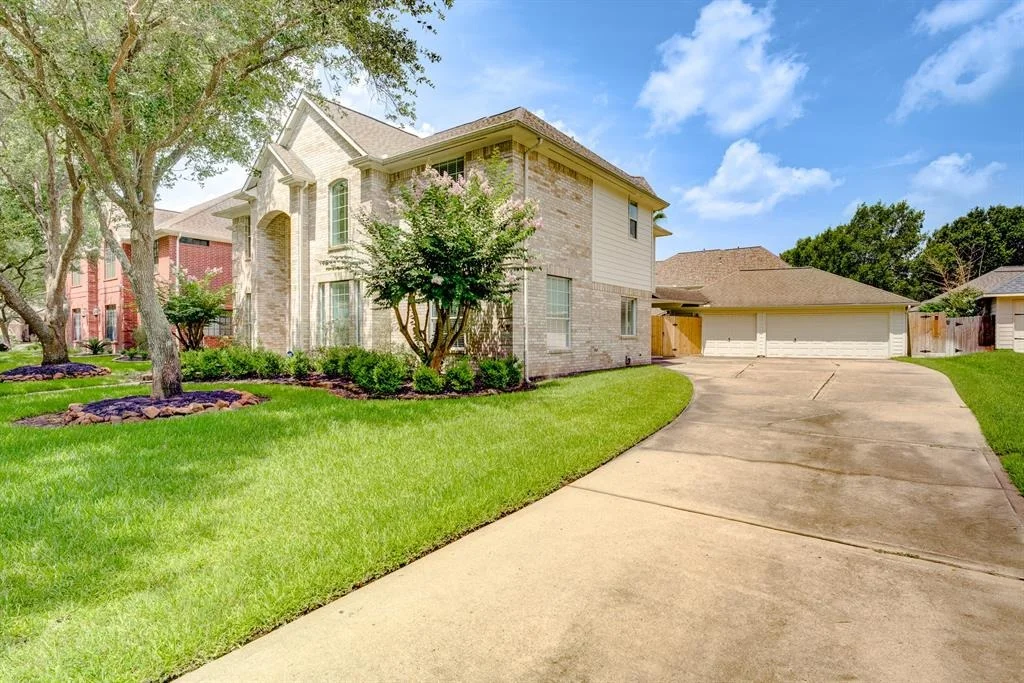 Photo of 10811 Silverado Trace Drive
