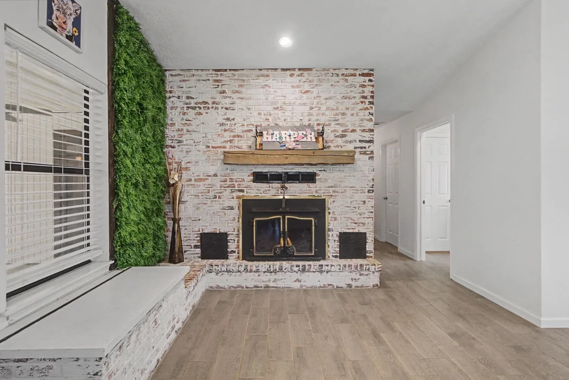 Photo of 502 Easy Street