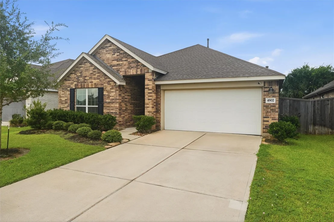 Photo of 4902 Penton Meadow Lane