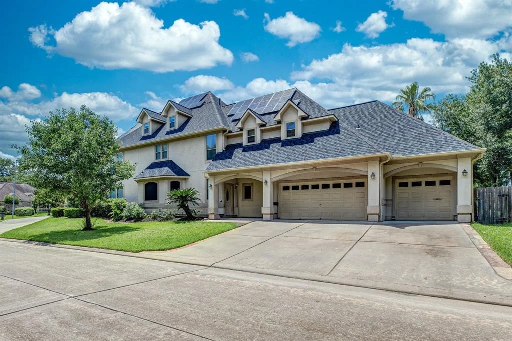 Photo of 16206 Lobo Lane