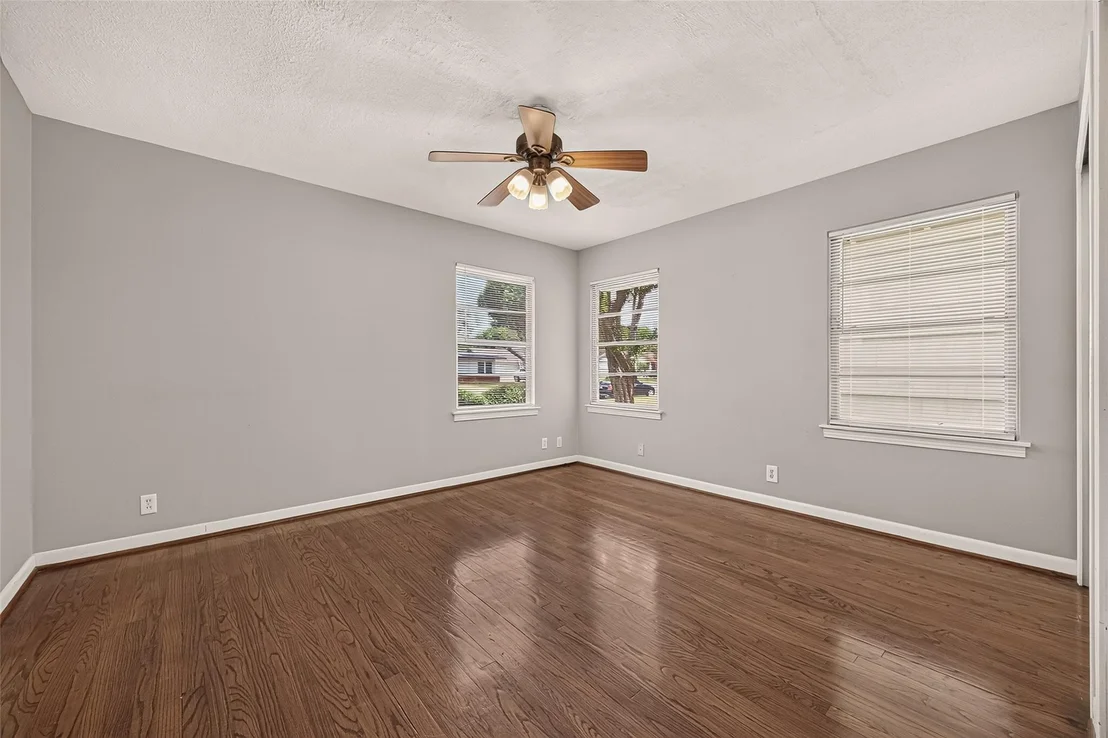 Photo of 4749 Redstart Street