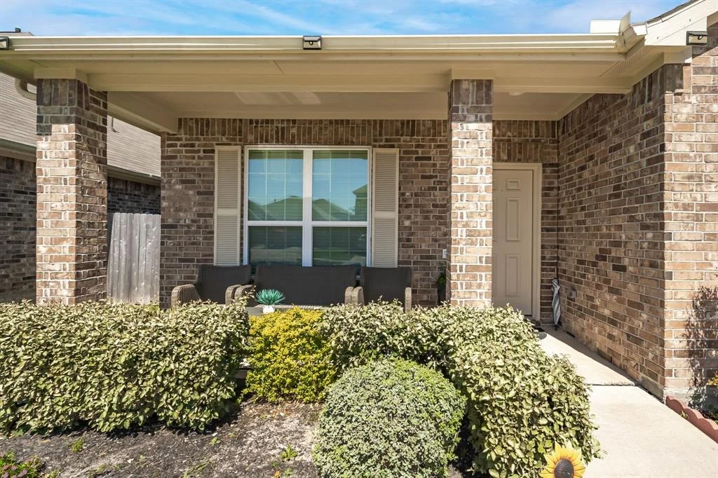 Photo of 23031 Jetty Manor Lane