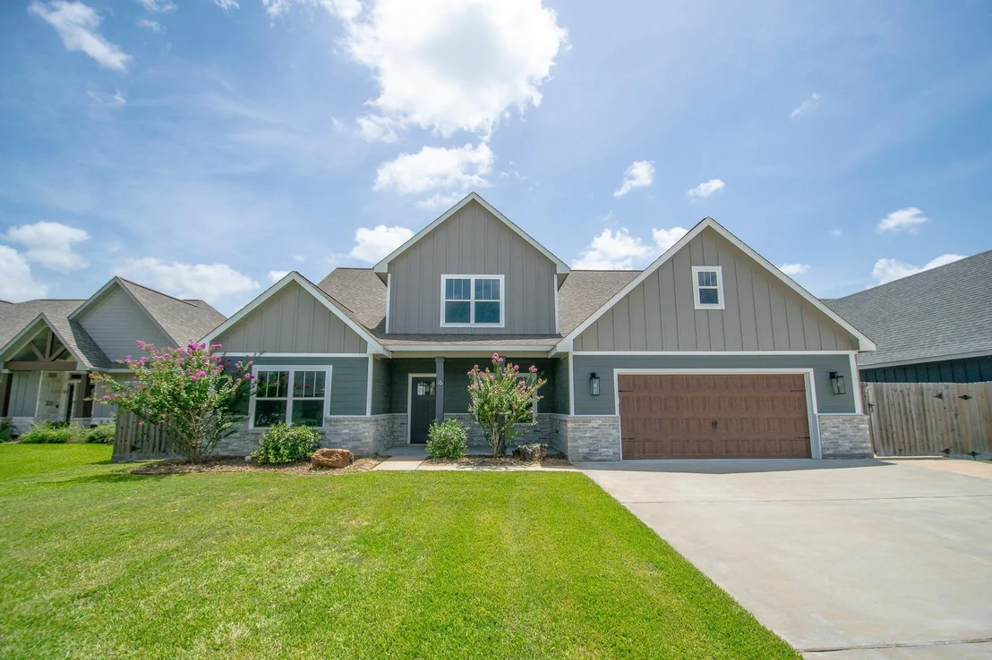 Photo of 16 Greystone Court