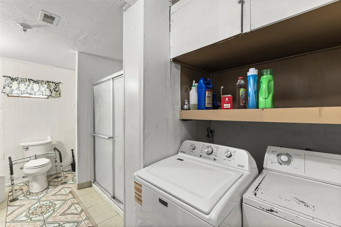 Photo of 211 Crescent Drive