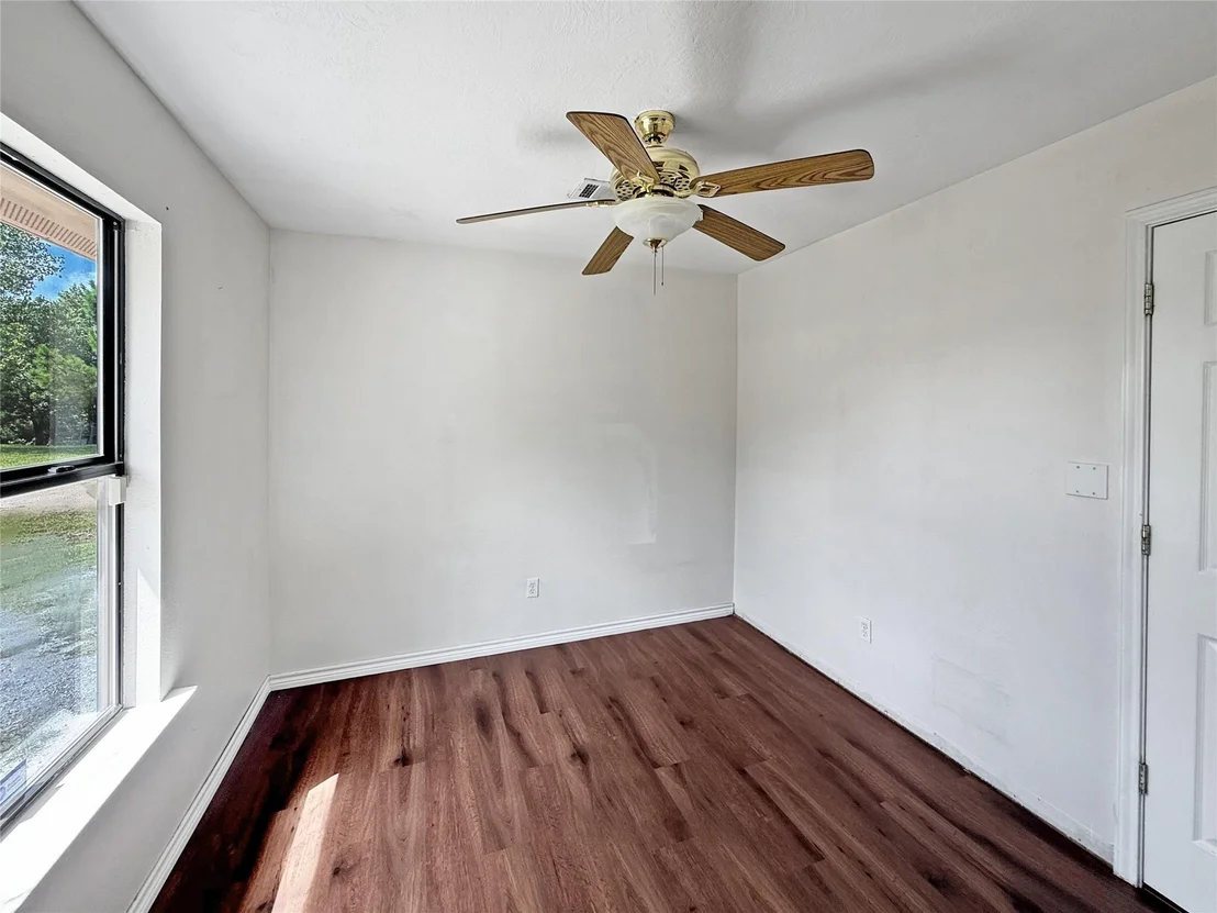 Photo of 327 Reuben Street