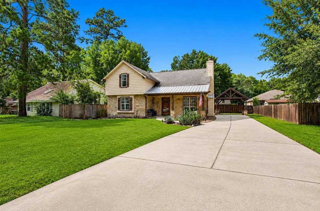 Photo of 312 Springwood Drive