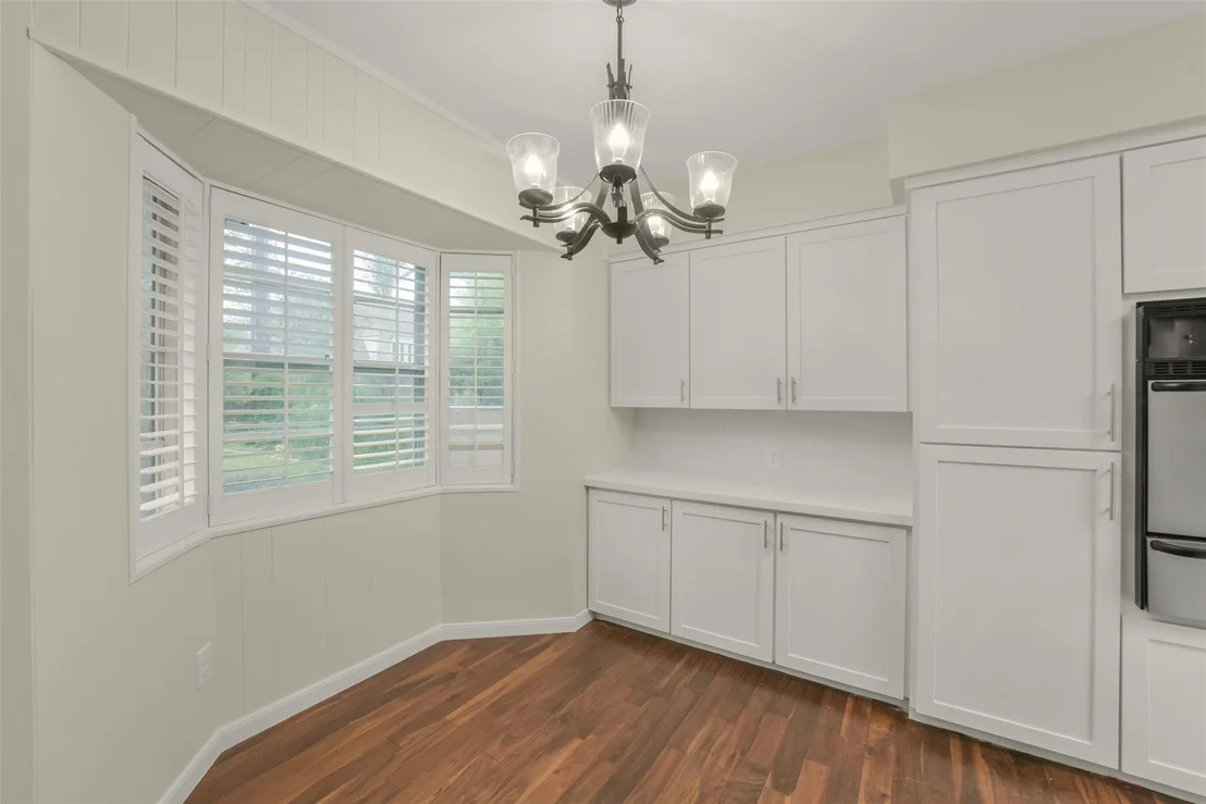 Photo of 12307 Waldemar Drive