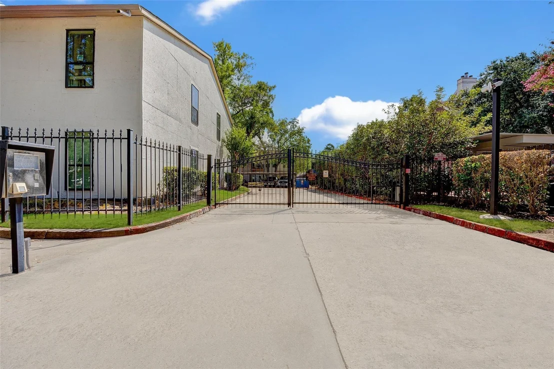 Photo of Unit 22 at 2425 Augusta Drive