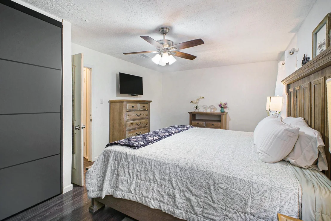 Photo of 2403 Anthony Hay Lane