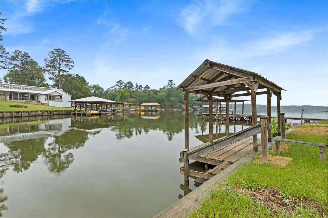 Photo of 460 Ridge Trail