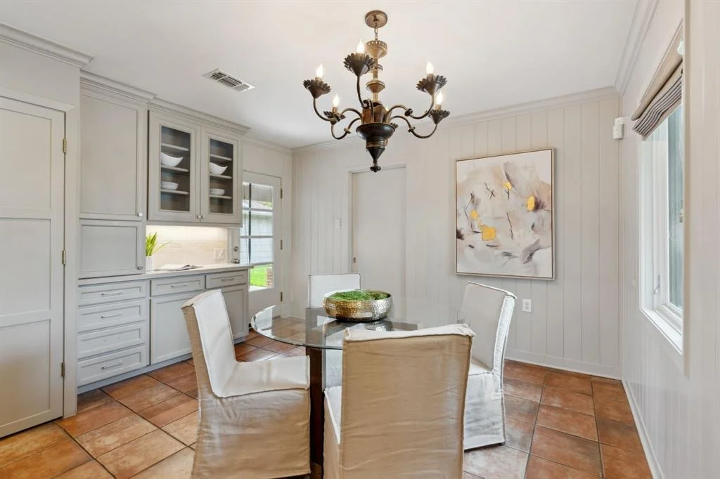 Photo of 5627 Del Monte Drive