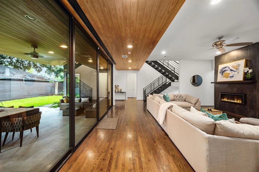 Photo of 9622 Pine Lake Drive
