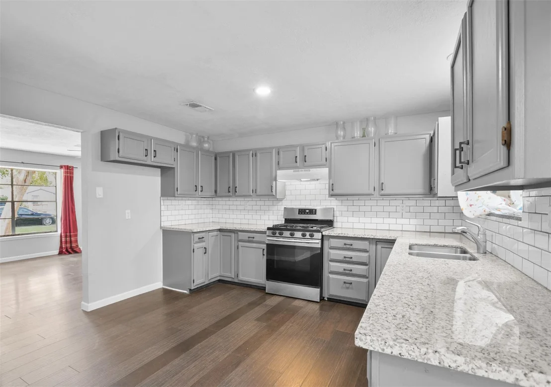 Photo of 7406 Elbridge Lane