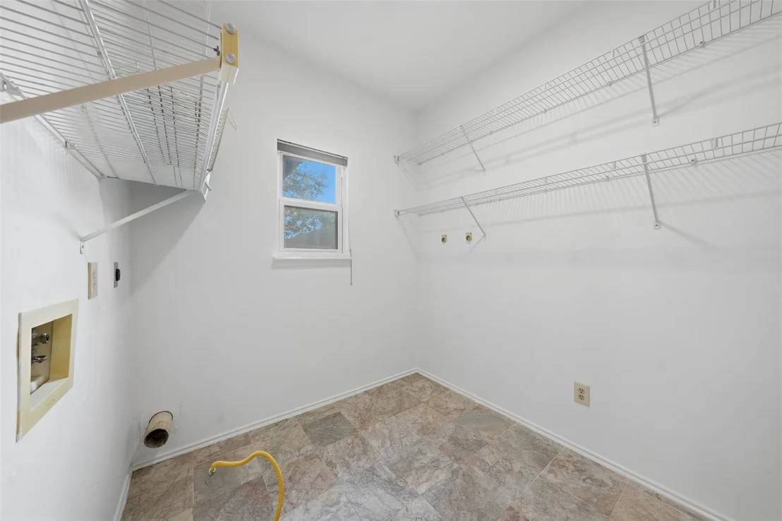 Photo of 12207 Meadow Crest Drive