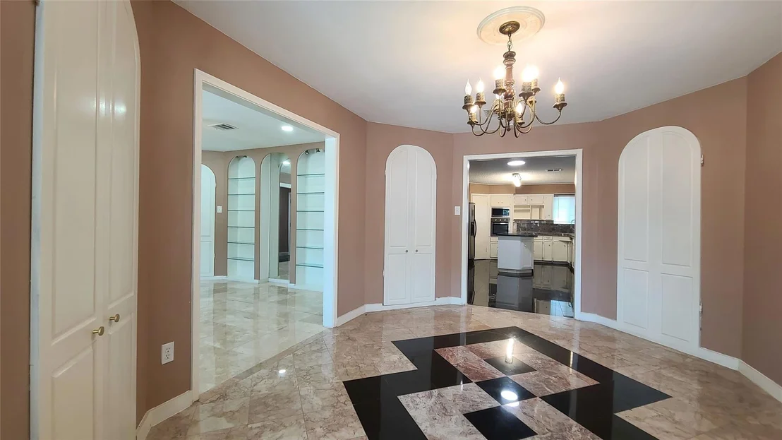 Photo of 902 Ashford Parkway