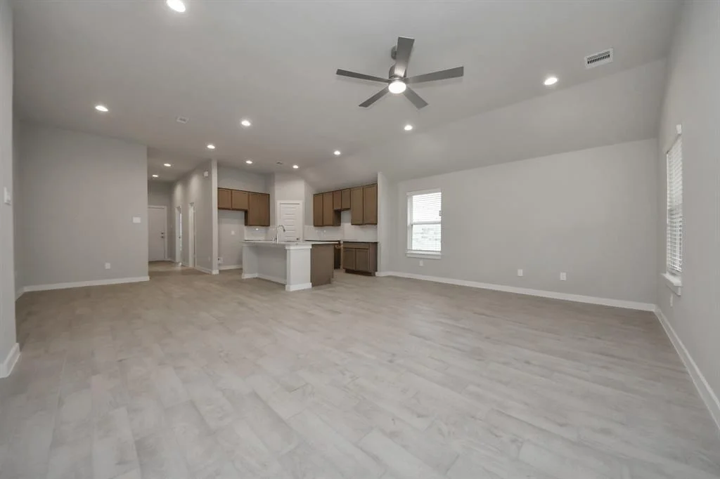 Photo of 15810 Walnut Leaf Lane