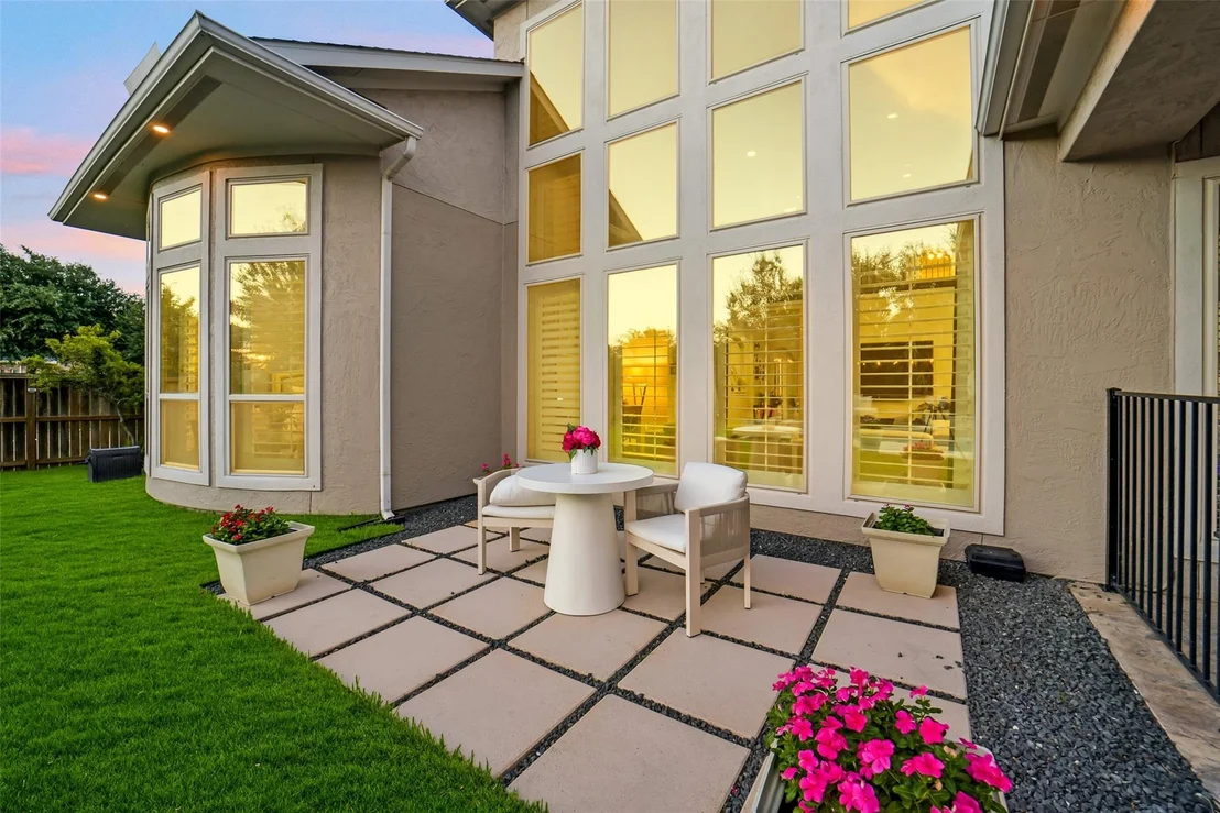 Photo of 2202 Park Ravine Drive