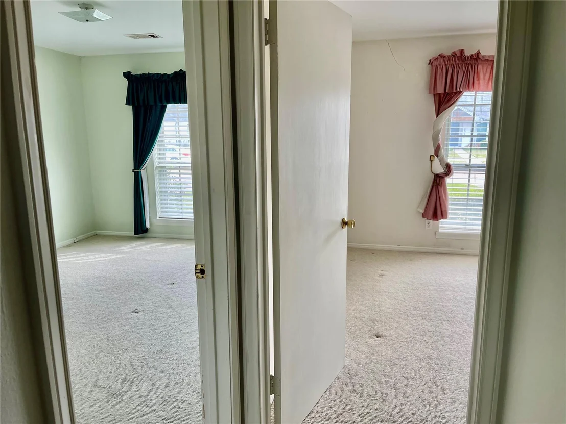 Photo of 2331 Droxford Drive