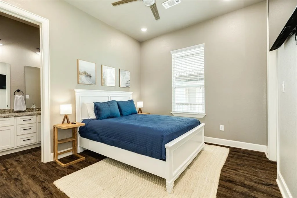 Photo of 4820 Bluewater