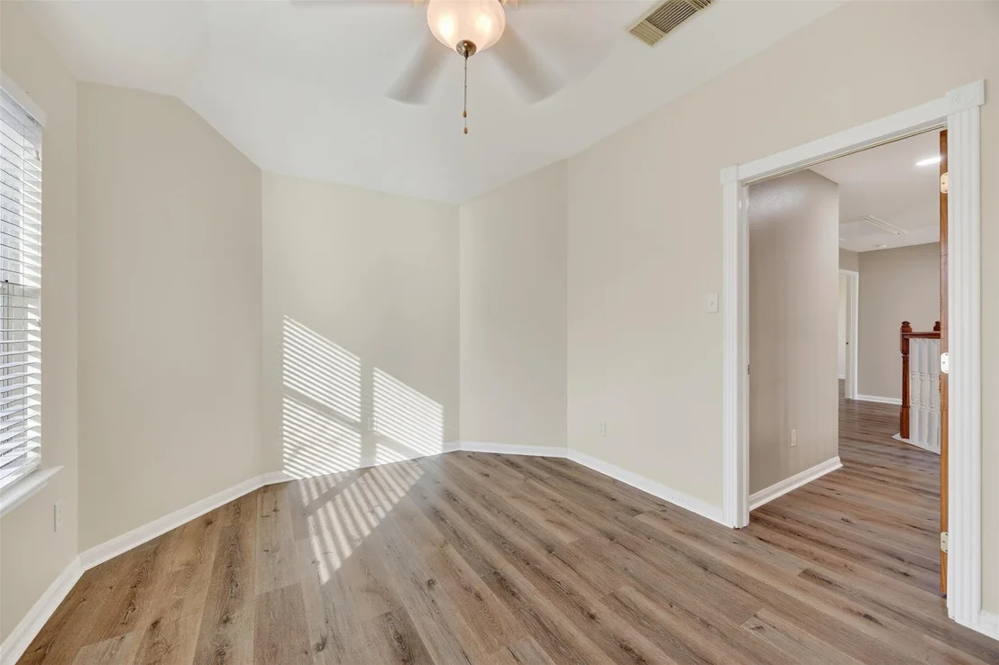 Photo of 5603 Lowellberg Lane