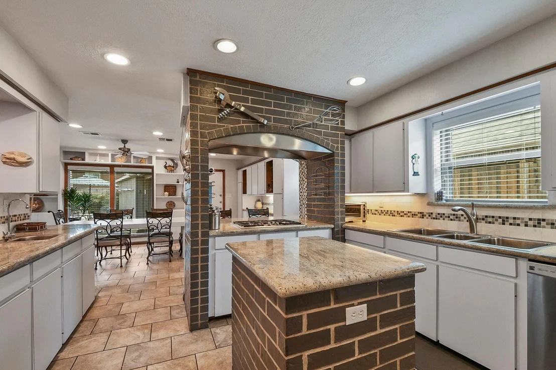 Photo of 1123 Candlelight Lane