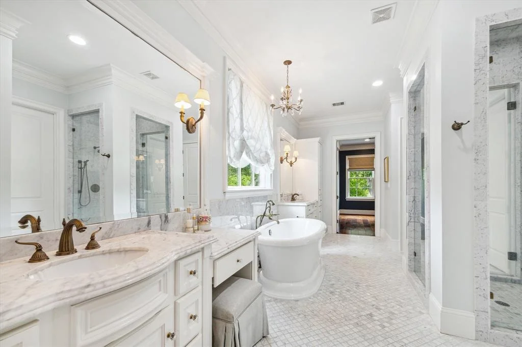 Photo of 31243 Riverlake Road