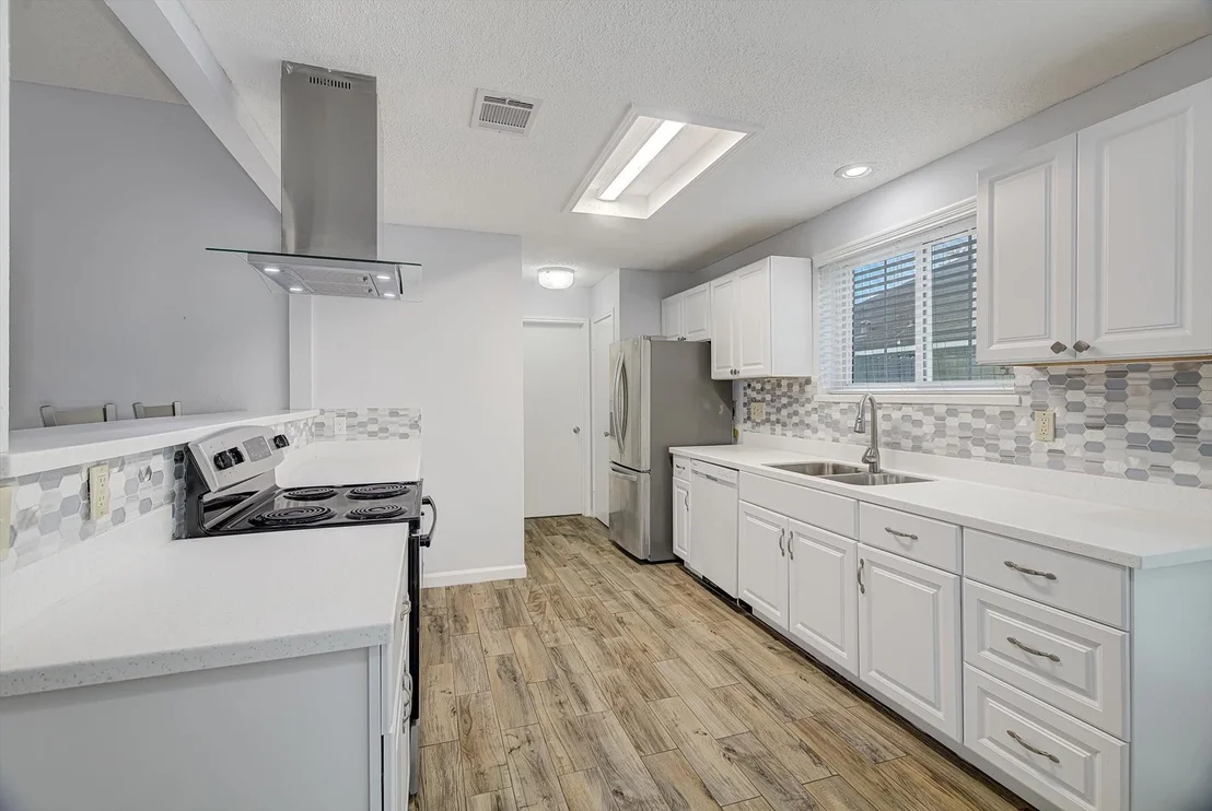 Photo of 17306 Huntersglen Circle