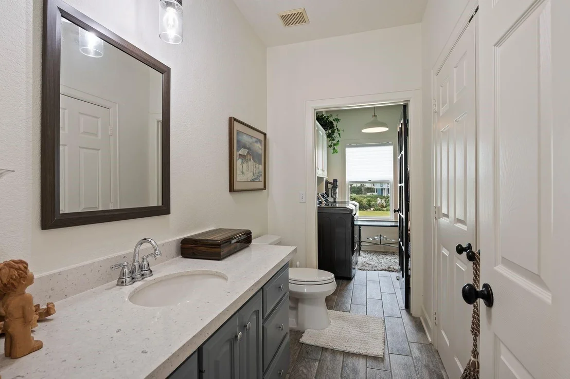 Photo of 12 Tiki Circle