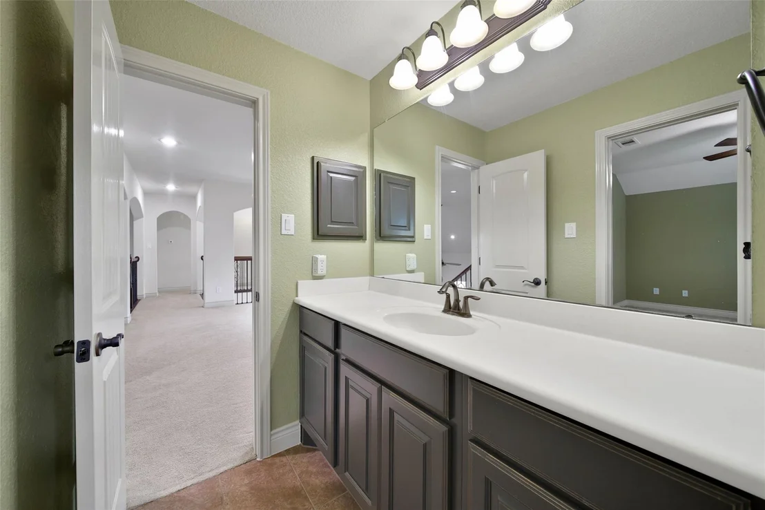 Photo of 40503 Manor Drive