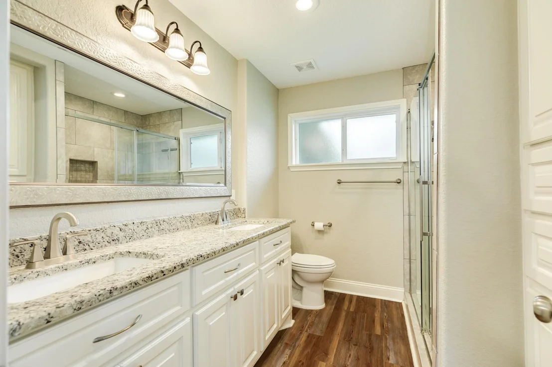 Photo of 218 Palm Lane