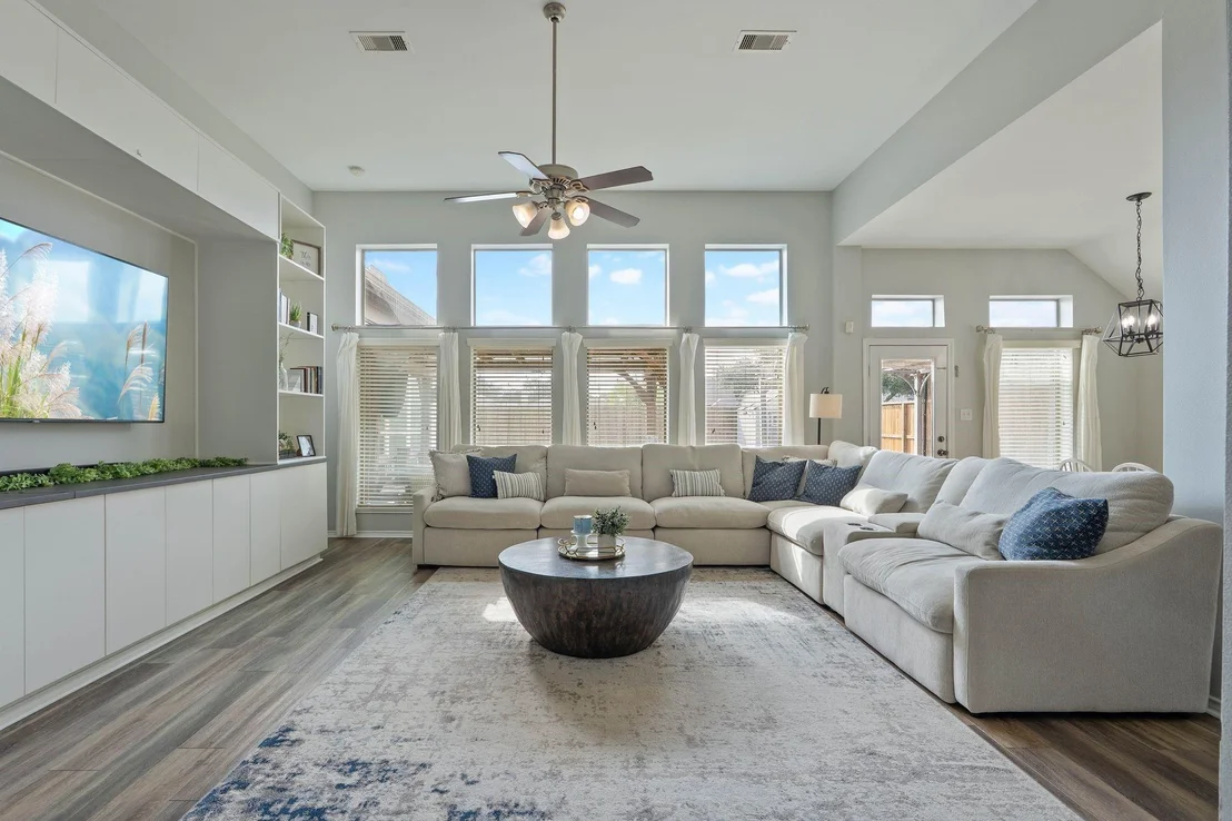 Photo of 31823 Forest Oak Lane