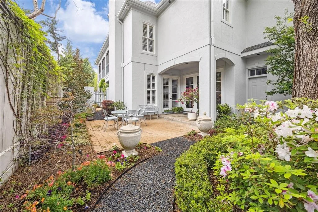 Photo of 3633 Overbrook Lane