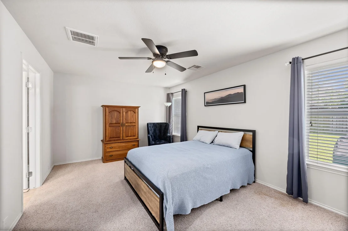 Photo of 7206 Toad Hollow