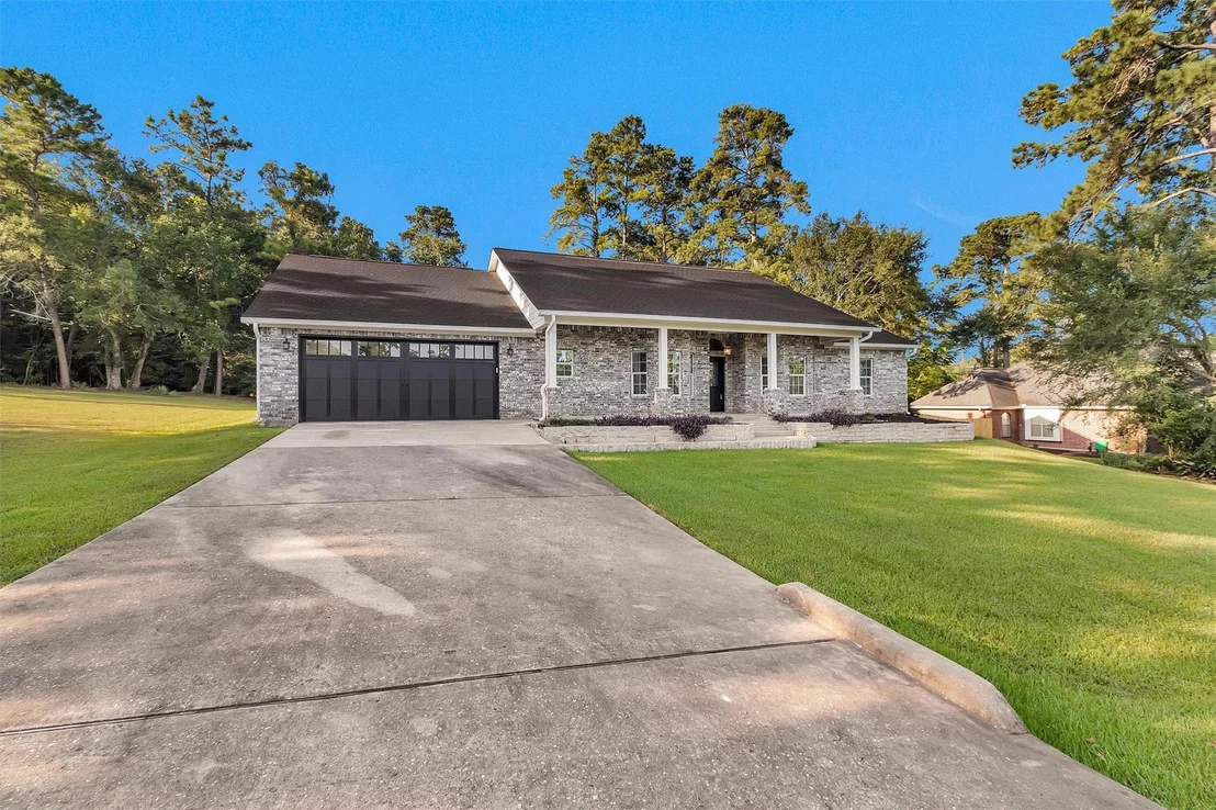 Photo of 1187 Oak Lane