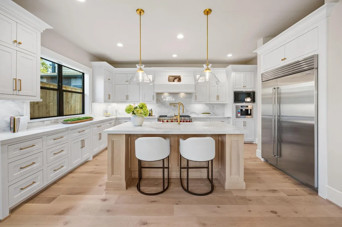 Photo of 4902 Oak Forest Drive