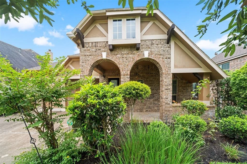 Photo of 2045 Forest Haven Drive
