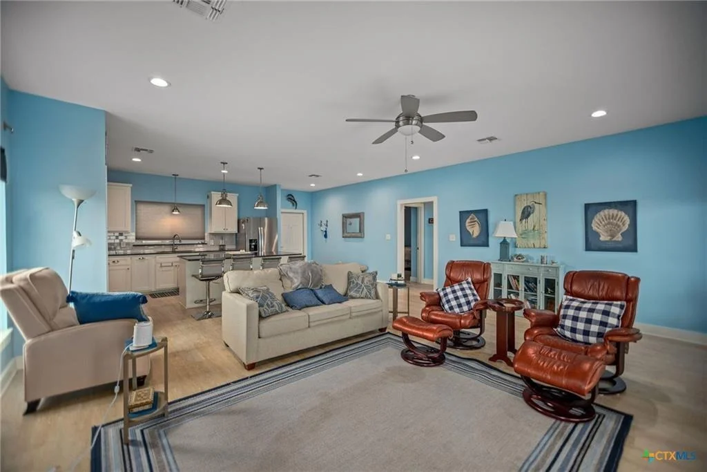 Photo of 1383 Bay Point Drive